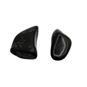 Akzessorisches Harz aus der Goitzsche, Stantienit 2,3 g / 1,1 g